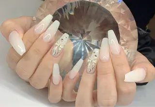 ネイル LoaChaton kaeのネイルデザイン