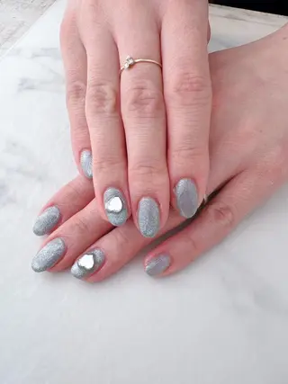 ネイル FIRST 姪浜 Jrネイリスト　aiのネイルデザイン