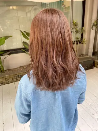セミロング 髪質改善カラー 🏖️クウト🏖️のヘアスタイル