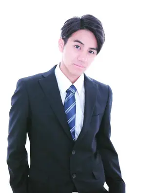 ショート メンズ ブリーチカラー✨ 駒場 笙のヘアスタイル