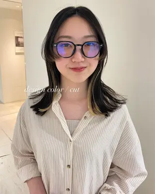 ミディアム oma 袮次金 鈴香のヘアスタイル