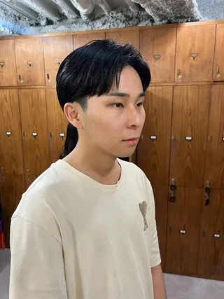 ショート メンズ メンズ職人/センター パート/富沢真斗のヘアスタイル