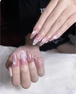 ネイル Lily nails studio所属・ネイルサロン Lilyのネイルデザイン
