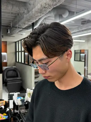 ショート メンズ 豊崎 佑輔のヘアスタイル