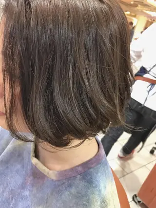 ミディアム カラー LOST CITY 横浜所属・🪐脱白髪染め 🪐松尾菜々美のヘアスタイル