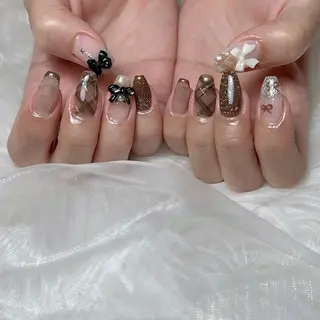 ネイル Laula🤍 ayakaのネイルデザイン