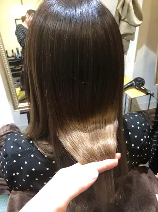 Takahiro 髪質改善のヘアスタイル
