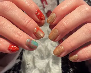 ネイル 花岡 美沙子のネイルデザイン