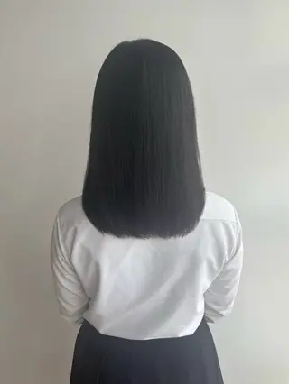 セミロング よしなり あみのヘアスタイル