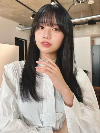 ロング カラー パーマ 🫧小顔×似合わせ× 透明感カラー🫧のヘアスタイル