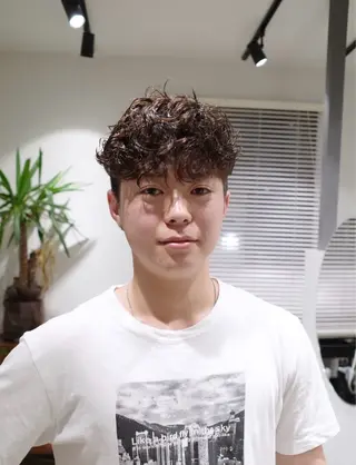 ショート パーマ メンズ “垢抜け”製造美容師 💇✂️石川雄登のヘアスタイル