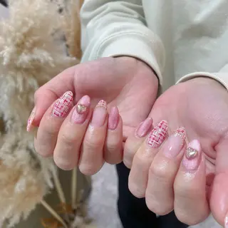ネイル eyelash &nail SieG所属・SieG moeのネイルデザイン