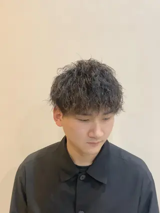 メンズ パーマ クセを最大限に活かす メンズパーマ奈良大祐のヘアスタイル