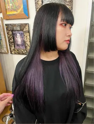 ロング カラー モモカ/ハイトーン /バレイヤージュのヘアスタイル