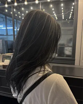 ロング SHOTA ハイライト/パーマのヘアスタイル