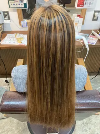 ロング カラー ROSSO Hair&SPA五反野店所属・茂木 駿のヘアスタイル