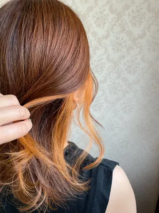 カラー ヒヨシ ルナのヘアスタイル