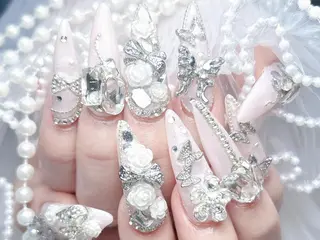 ネイル 🎀Seina 🧚🏻♀️のネイルデザイン