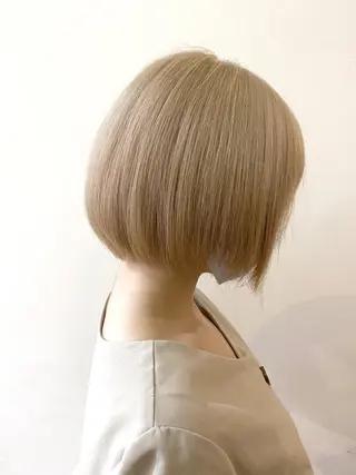 ショート カラー 服部 樹季のヘアスタイル