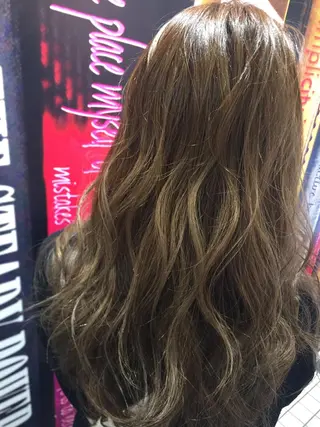 ロング カラー ヘアアレンジ Ma ruのヘアスタイル