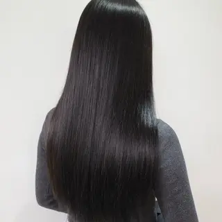 ロング カラー nonoka オリーブ/グレージュのヘアスタイル