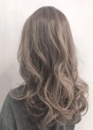 セミロング カラー 土谷 敦郎のヘアスタイル