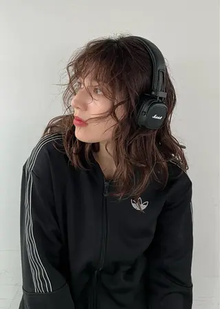 ミディアム パーマ 佐藤 将斗のヘアスタイル