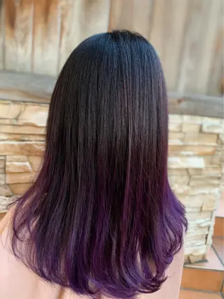 カラー Pēji所属・松村 総のヘアスタイル