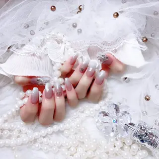 ネイル Yudia🦋 azuのネイルデザイン