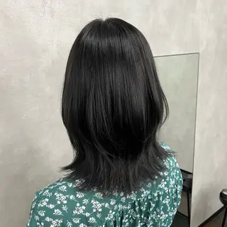ミディアム 沖山 友津季のヘアスタイル