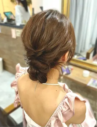 ロング ヘアアレンジ セットサロンCURE YUKIOKAのヘアスタイル