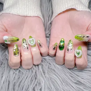 ネイル 個室ネイルサロンDolly Girl〜ドーリーガール〜所属・DollyGirl KYOKOのネイルデザイン