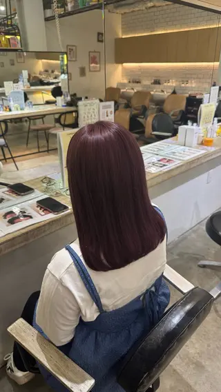 セミロング feery color所属・kirari / 透明感カラー🍈⟡⡱のヘアスタイル