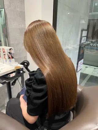 ロング カラー 坂本 理輝のヘアスタイル