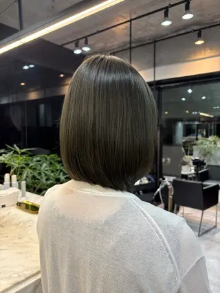 ショート カラー fanna ginza所属・松永 桃佳のヘアスタイル