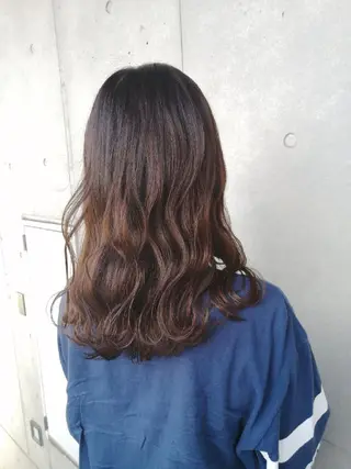 ロング ヘアアレンジ 渡辺 愛枝/艶カラー🩵のヘアスタイル