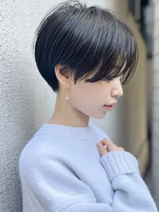 ショート 繁田 朱音のヘアスタイル