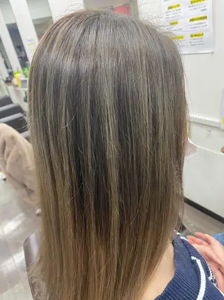 ロング もとき ゆいなのヘアスタイル