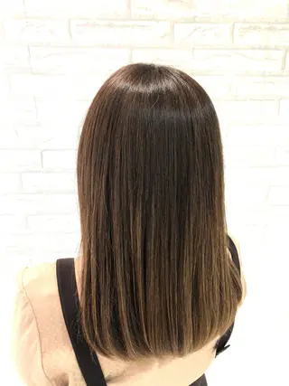 セミロング 艶髪美容師　森田 優貴のヘアスタイル
