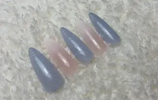 ネイル salon Lupia所属・諸見里 葵のネイルデザイン