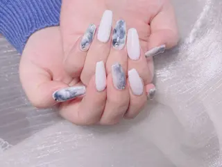 ネイル KARI ネイルサロンのネイルデザイン