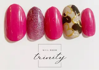 ネイル Trinity staffのネイルデザイン