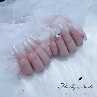 ネイル Flashy Nailsのネイルデザイン