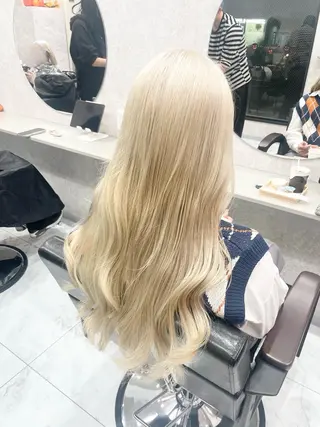 ロング 🦋ハイトーン🦋 石山 希理🦋のヘアスタイル