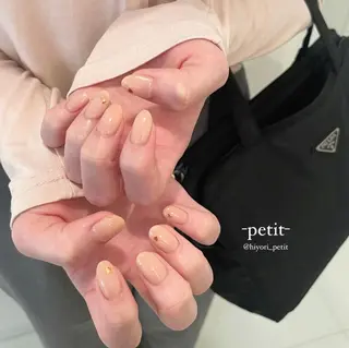 ネイル pétit所属・pétit hiyoriのネイルデザイン