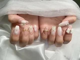 ネイル Roi〈ロワ〉 Minakoのネイルデザイン