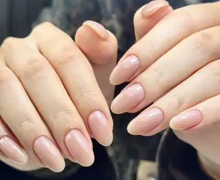 ネイル Pure&Rich Nailのネイルデザイン