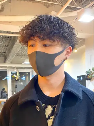 ショート パーマ メンズ JINKIメンズ特化 メンズカットパーマのヘアスタイル
