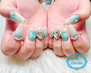 ネイル CROWN プライベートサロンのネイルデザイン