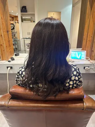カラー adorable 樋口円のヘアスタイル